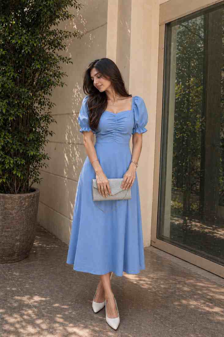 Elegant minimal look 3